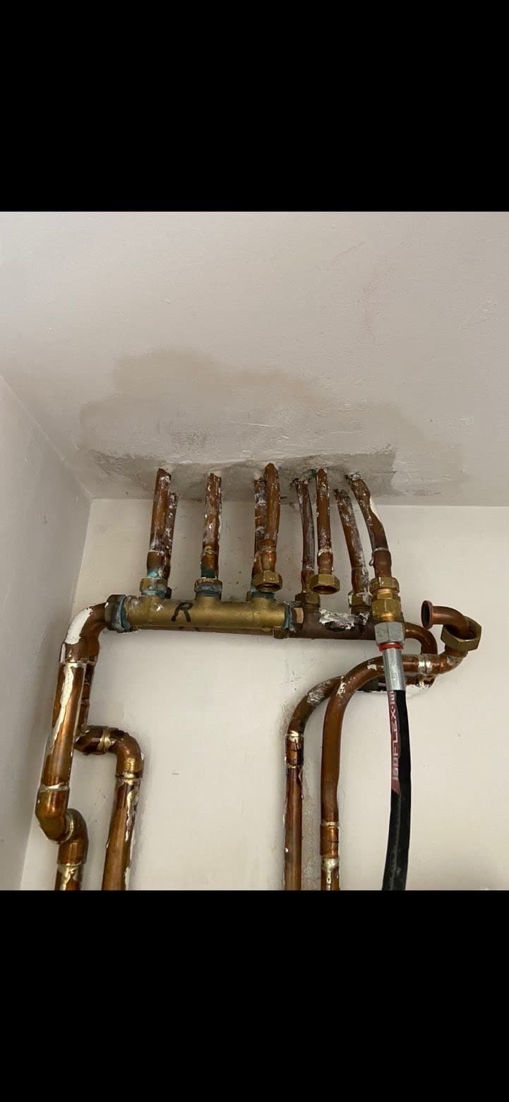 Réalisation Cassard Sanitaire et Chauffage — chantier plomberie